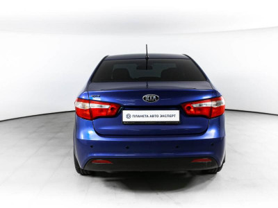 Kia Rio 1.6 MT (123 л. с.)