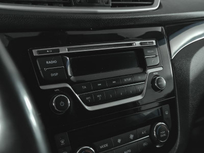 Nissan Qashqai 1.2 DIG-T MT (115 л. с.)