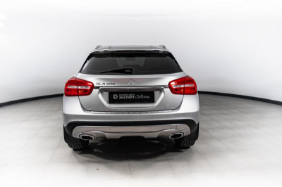 Mercedes-Benz GLA GLA 200 7G-DCT (156 л. с.)