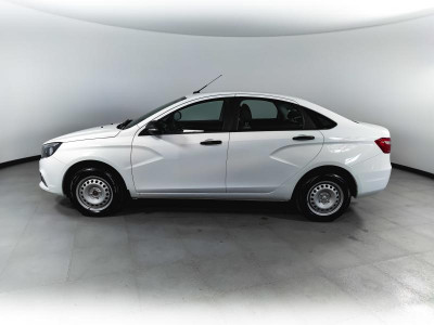 LADA Vesta 1.6 MT (106 л. с.)