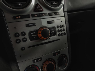 Opel Corsa 1.2 MT (85 л. с.)