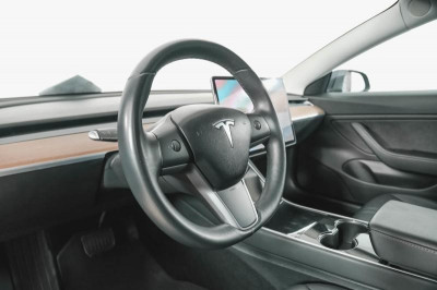 Tesla Model 3 258 кВТ (351 л.с.) полный привод, АКПП