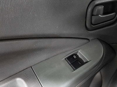 Nissan Almera Classic 1.6 MT (107 л. с.)