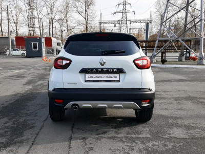 Renault Kaptur 1.6 MT (114 л. с.)