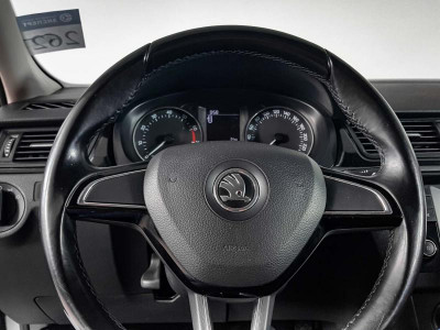 ŠKODA Rapid 1.6 MT (90 л. с.)