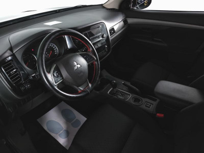 Mitsubishi Outlander 2.0 CVT (146 л. с.)