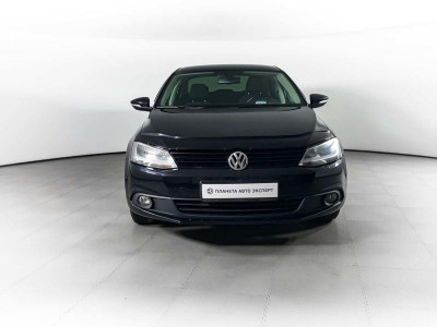 Volkswagen Jetta 1.4 TSI DSG (122 л. с.)