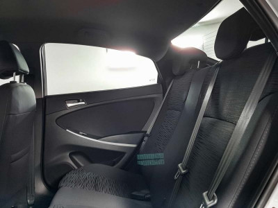 Hyundai Solaris 1.4 MT (107 л. с.)