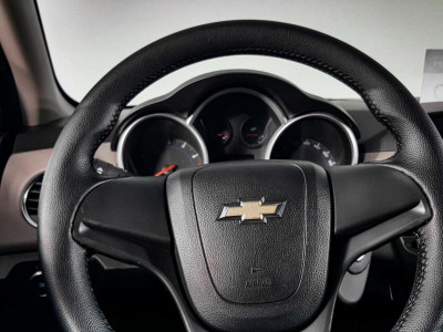 Chevrolet Cruze 1.6 MT (113 л.с.)