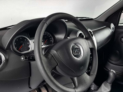 LADA Largus универсал 1.6 MT 16 кл (5 мест) (106 л. с.)