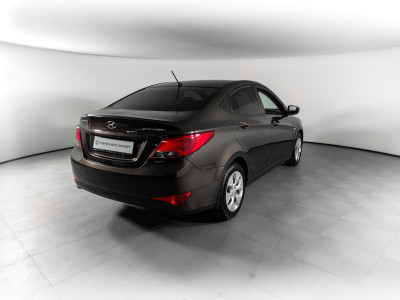 Hyundai Solaris 1.6 AT (123 л. с.)