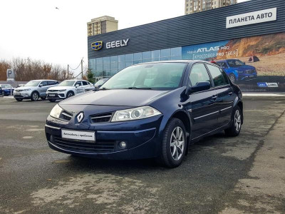 Renault Megane 1.6 MT (115 л. с.)