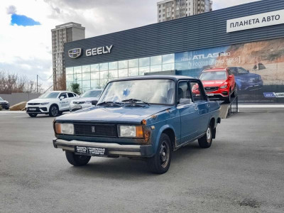 LADA 2105 1.6 MT (75 л. с.)